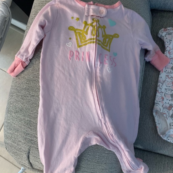 Newborn Baby Bundle - Picture 2 of 5